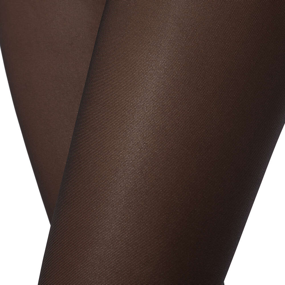 Modelling tights with a high waist top and graduated compression Wonderful  hips 70 den Shape High Waist sheer